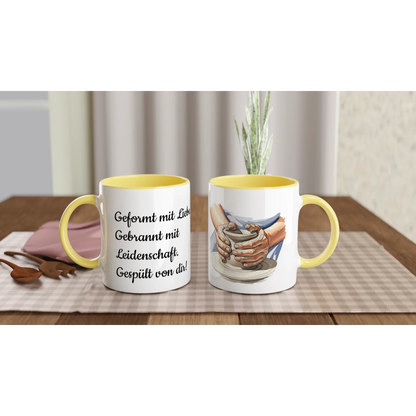 Keramiktasse Geformt Mit Liebe 330 ml – Bunter Rand