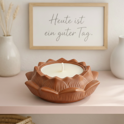 Lotusblüten Deko-Kerze aus Gips – Handgegossen