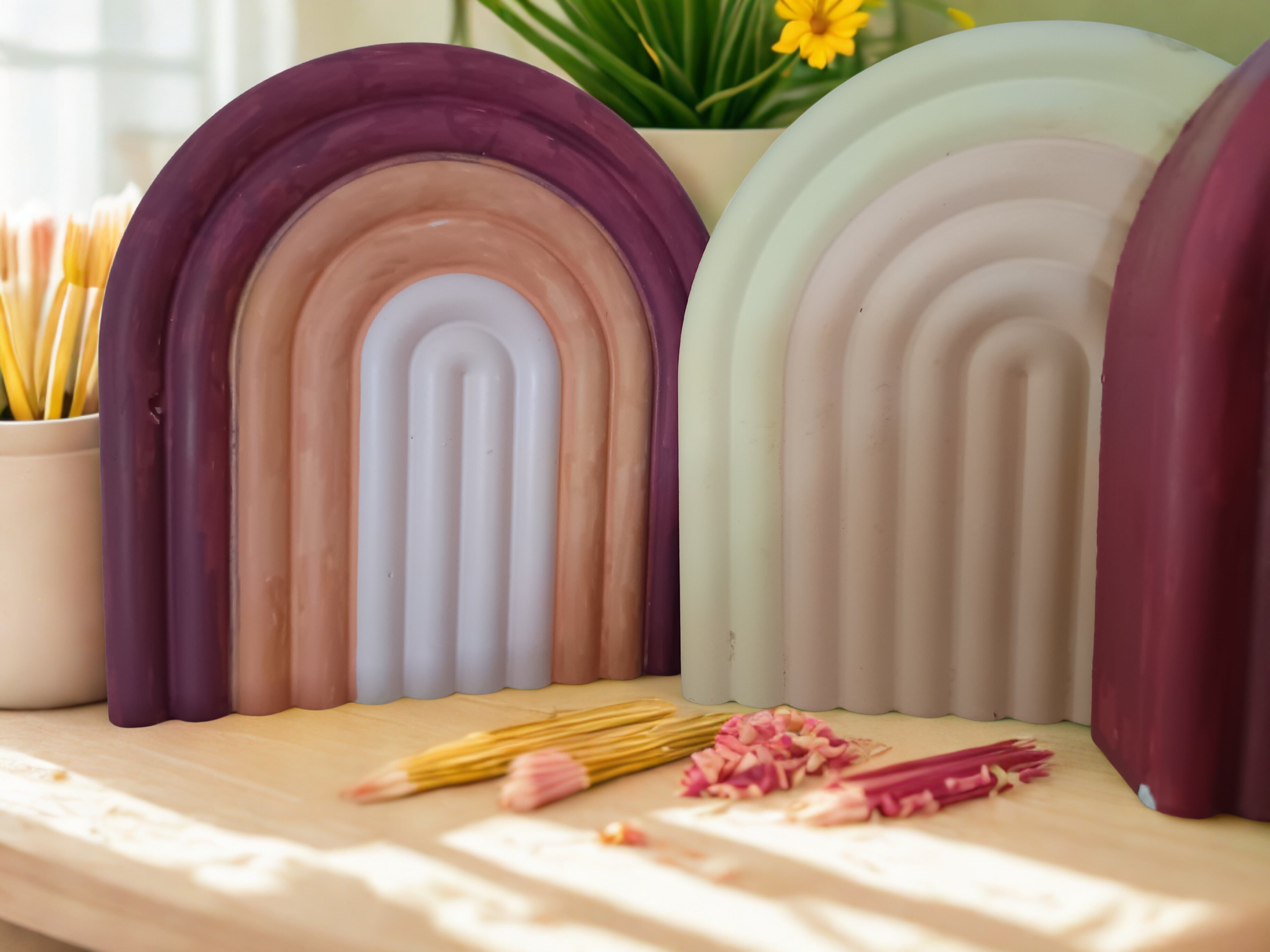 Regenbogen Hygge Deko aus Gips – Handbemalt für Wohlfühlräume - Cozy Nook Atelier